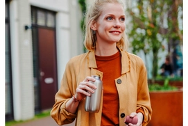 3---lifestyle_images-1041700_mood01_insulatedbottle350ml