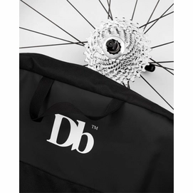 TheVaxlaWheelBag-2_fb3fd796-dae7-46b5-b18b-9bd78194fca6_1