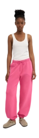 2---CS1019_Organic-Sweatpants-2.0_Bubblegum-Pink_Female_2-_no-bg