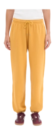 3---CS1019_Organic-Sweatpants-2.0_Burned-Yellow_Female_3-_no-bg