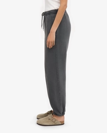 4---CS1019_Organic-Sweatpants-2.0_Faded-Black_Female_4