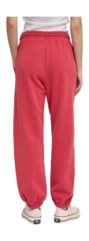 3---CS1019_Organic-Relaxed-Sweatpants_Faded-Red_Female_0926-_no-bg
