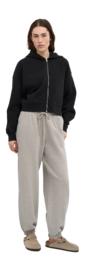 6---CS1019_Organic-Sweatpants-2.0_Heather-Grey_Female_6-_no-bg