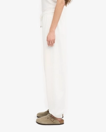 4---CS1019_Organic-Sweatpants-2.0_Optical-White_Female_4
