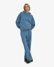 6---CS1015_Organic-Oversized-Hood_Faded-Indigo_Female_2450_a6e1a155-80e8-4612-9416-dd02dea08112