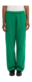 2---CS1018_Organic-Straight-Leg-Sweatpants_Kelly-Green_Female_3-_no-bg