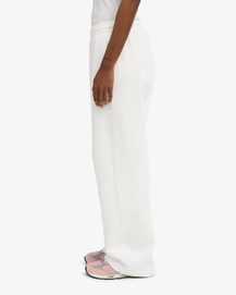 3---CS1018_Organic-Straight-Leg-Sweatpants_Optical-White_Female_4