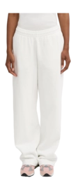 2---CS1018_Organic-Straight-Leg-Sweatpants_Optical-White_Female_3-_no-bg