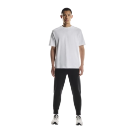3---1MF30320553-focus_tech_sweatpants-fw25-black-m-1x1-tr-PLP