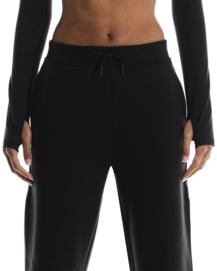 6---1WF30390553-focus_tech_sweatpants-fw25-black-w-4x5-tr-g4