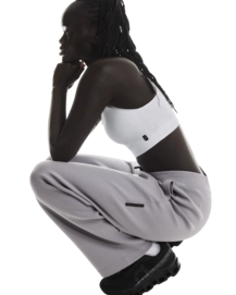 9---1WF30390174-focus_tech_sweatpants-fw25-lilac-w-4x5-tr-g6