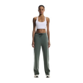 1WF30390153-focus_tech_sweatpants-fw25-olive-w-1x1-tr-PLP