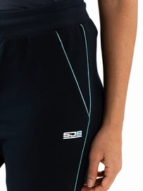 3---Kirby-Lady Pant-N024-4-Detail