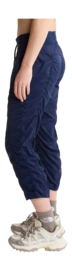 11----imgi_8_Womens-Aphrodite-20-Capri-Joggers-TNF-Summit-NavyNPF-ALT2
