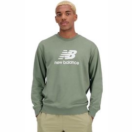 Trui New Balance Men Essentials Stacked Logo French Terry Crewneck Deep Olive Green-S