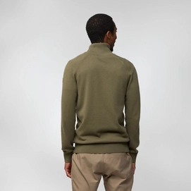 4---Ovik_Lite_Half_Zip_M_12600305-625_D_MODEL_0370