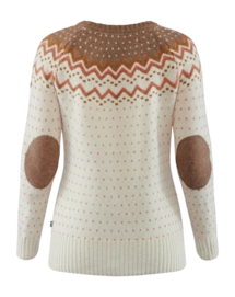 2---Ovik_Knit_Sweater_W_89941-306_B_MAIN_FJR-_no-bg