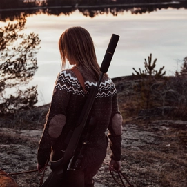 6----square_FW23_Hunting_4773