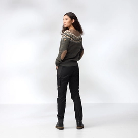 6---Ovik_Knit_Sweater_W_89941-662_G_MODEL_FJR