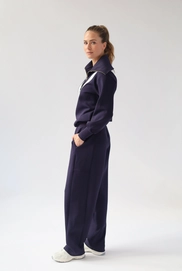 3---Deep-Blue-Moon-Stone-Turtleneck-V-Sweather_4_jpg_a6ea5ed0-b1ef-4bc9-8f73-a8e17c71fe31