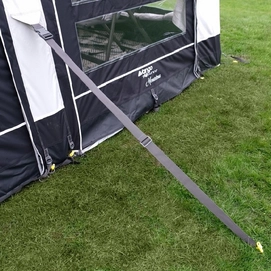 vango-2019-detail-awnings-montelena-low-storm-straps-LO (1)