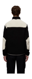 5---NP0A4GNTMCB-ALT5-_no-bg