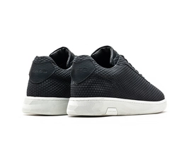 zack-triangle-black_zijkant