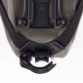 7---ORTLIEB-SADDLE-BAG-4-1L-F9425-DETAIL1