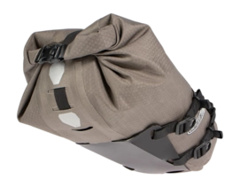 5---ORTLIEB-SEAT-PACK-QR-F9907-SIDE2-_no-bg