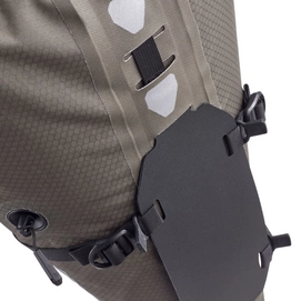 9---ORTLIEB-SEAT-PACK-QR-F9904-05DETAIL3