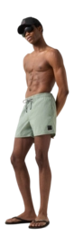 262-1401-2967-230_s01_life_outfit_01_b2c_1773387051