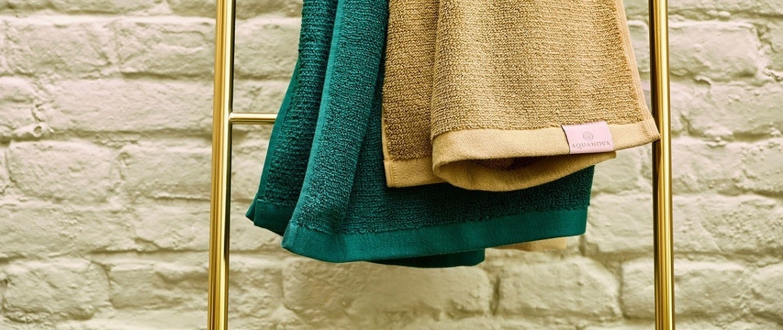 Aquanova Towels
